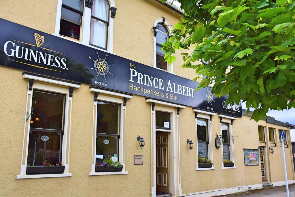 The Prince Albert Backpackers & Bar เนลสัน ภายนอก รูปภาพ