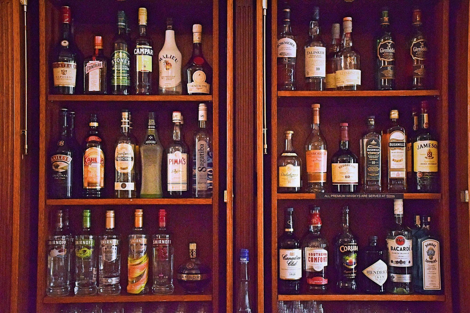 The Prince Albert Backpackers & Bar เนลสัน ภายนอก รูปภาพ
